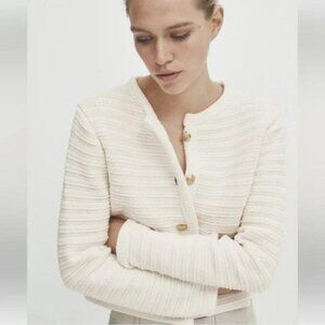 Massimo Dutti Textured knit cardigan with gold buttons in Ecru size M